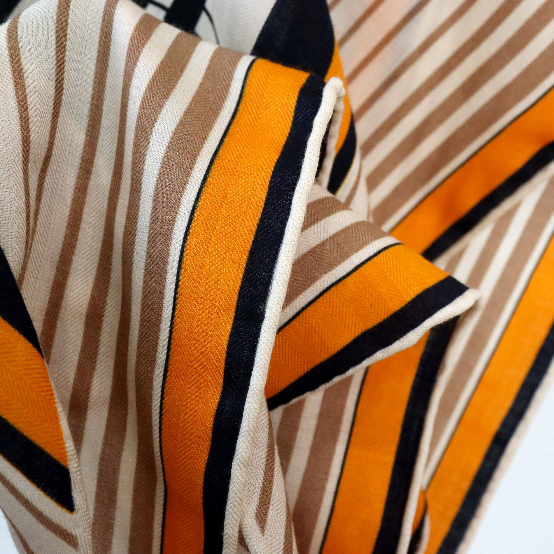 Vintage Equestrian Print Silk  - Pashmina Wrap Large reseña y precio