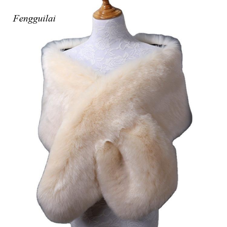 Women's White Faux Fur Shawl B - Stole Wedding Shawl reseña y precio