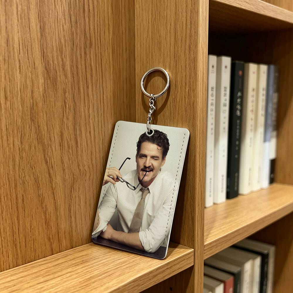 Cool Actor P-Pedro Pascal Card - Lanyard Badge Holder reseña y precio