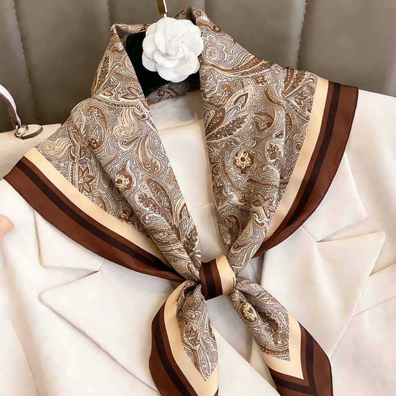 Luxury Women Silk Square Scarf - Face Scarf Mask reseña y precio