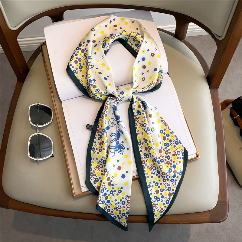Fashion Print Long Silk Scarf  - Ascot Neck Scarf reseña y precio