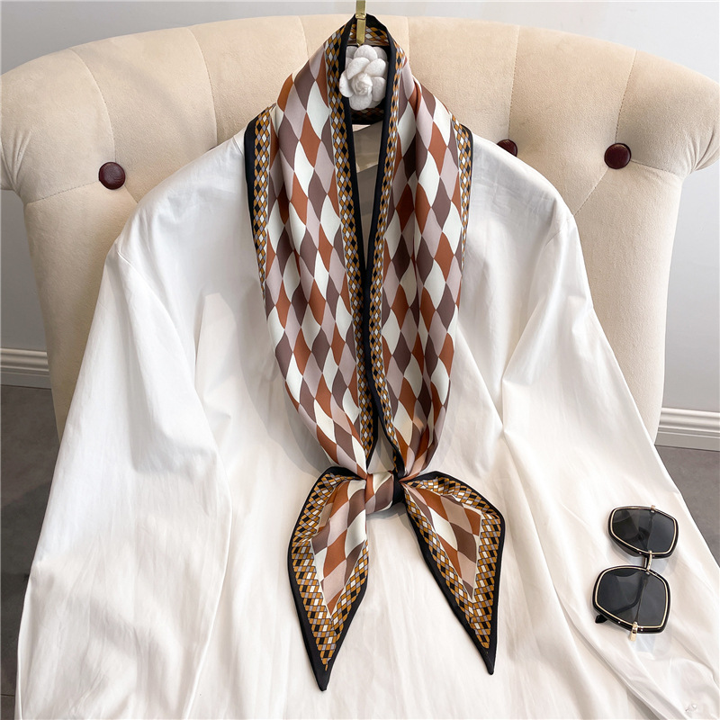Fashion Print Long Silk Scarf  - Ascot Neck Scarf reseña y precio